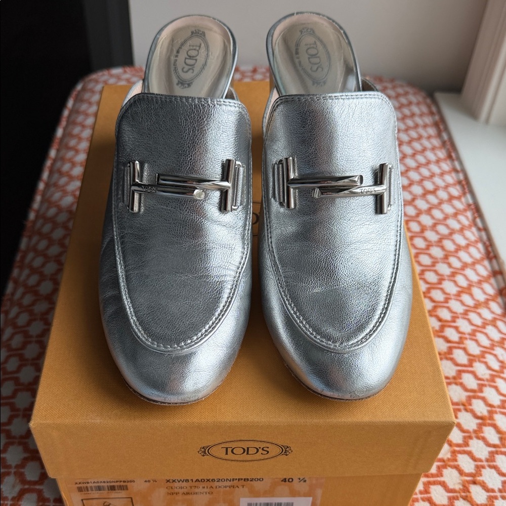 Authentic TODS mules/heels Size 40.5